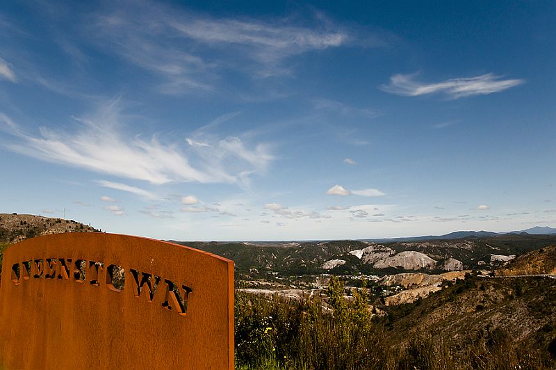 Queenstown Welcome Sign