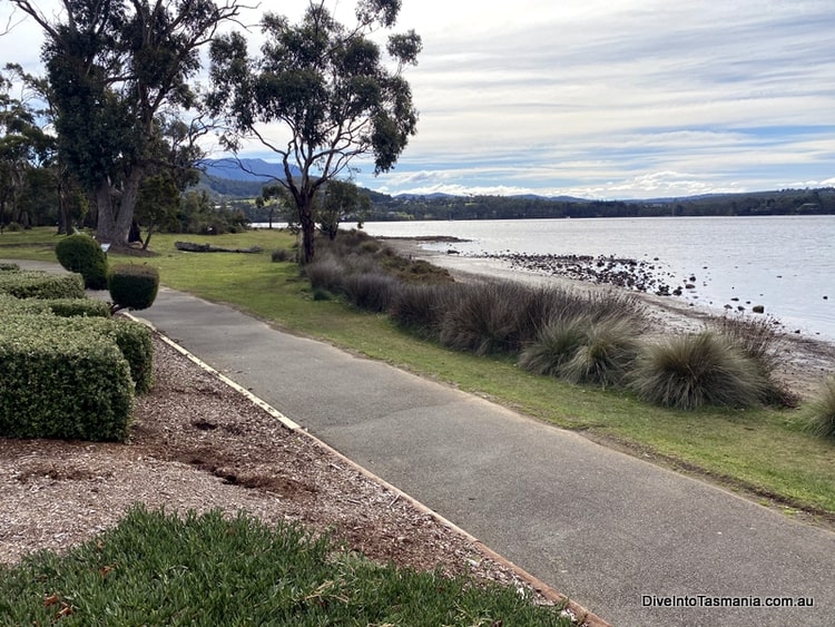 Dru Point Bicentennial park